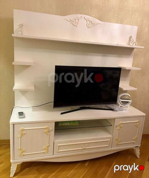Endirim edildi. Tv stand satilir Qiymət 120 azn Unvan :Savalan *Deniz — Bakı