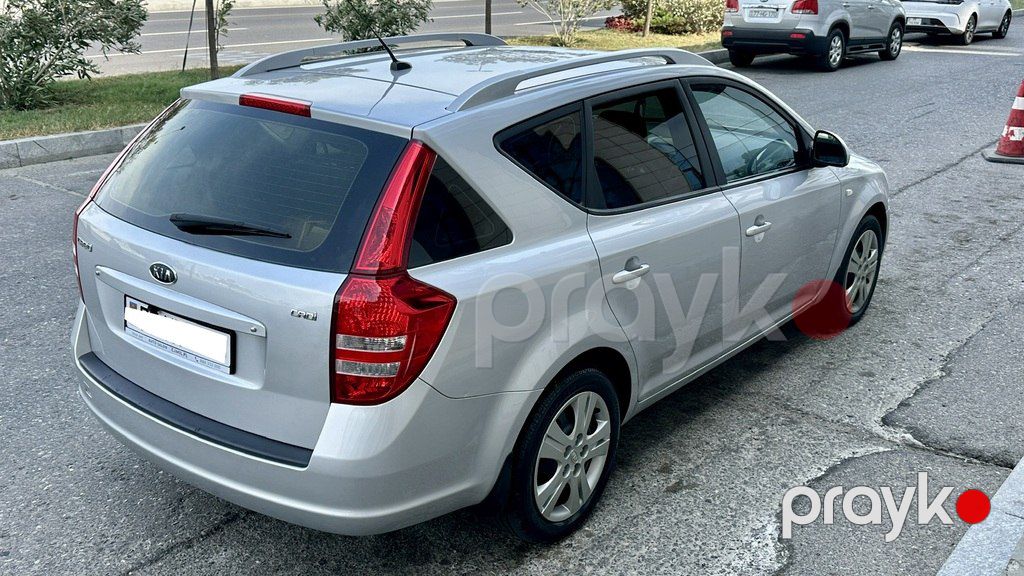 Kia Ceed SW, 1.6 L, 2009 il, 298 000 km — Avtomobillər, Bakı (11)