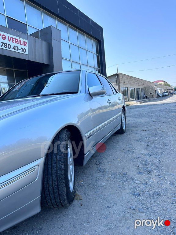 Mercedes E 240, 2.6 L, 2001 il, 399 216 km — Avtomobillər, Beyləqan (4)