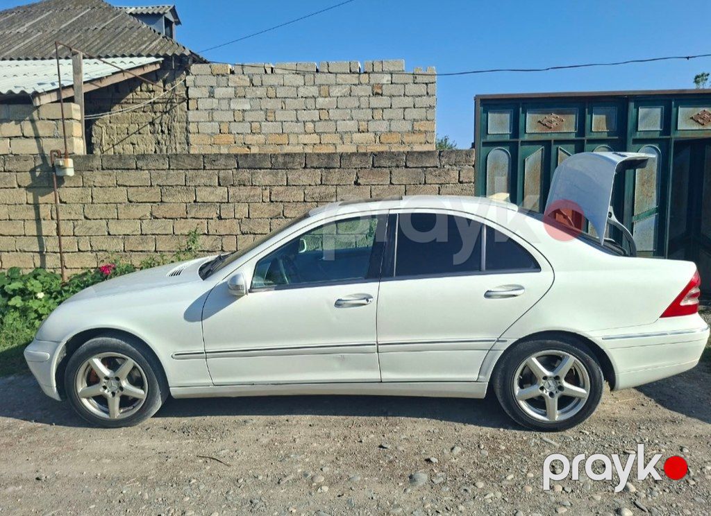 Mercedes C 240 4MATIC, 2.6 L, 2003 il, 450 000 km — Avtomobillər, Bakı (4)