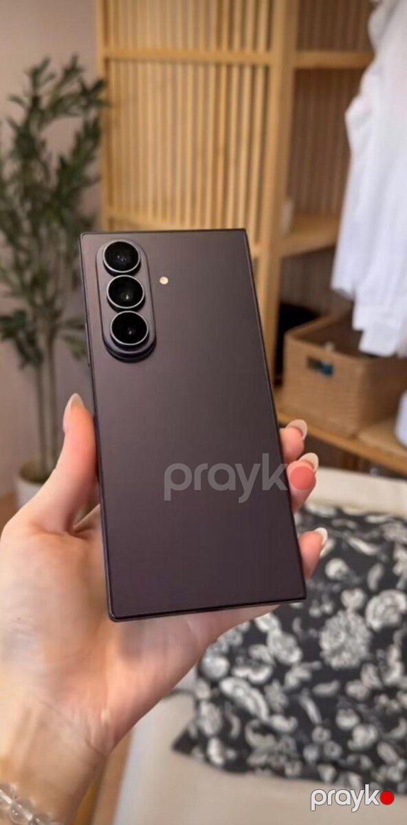 Samsung Galaxy Z Fold 8 Ultra Violet Shadow 512GB/12GB — Smartfonlar, Bakı (2)