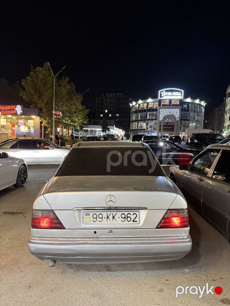 Mercedes E 200, 2.0 L, 1993 il, 71 000 km — Avtomobillər, Bakı (2)