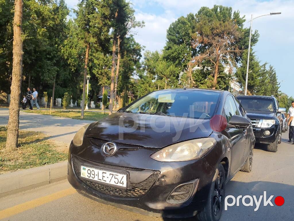 Mazda 2: 1.3 l 2011 il Hetçbek — Avtomobillər, Mingəçevir (2)