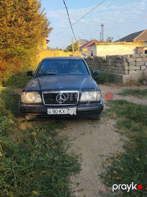 Mercedes 220 E, 2.2 L, 1994 il, 250 000 km — Bakı