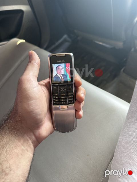 Nokia 8 Sirocco — Bakı