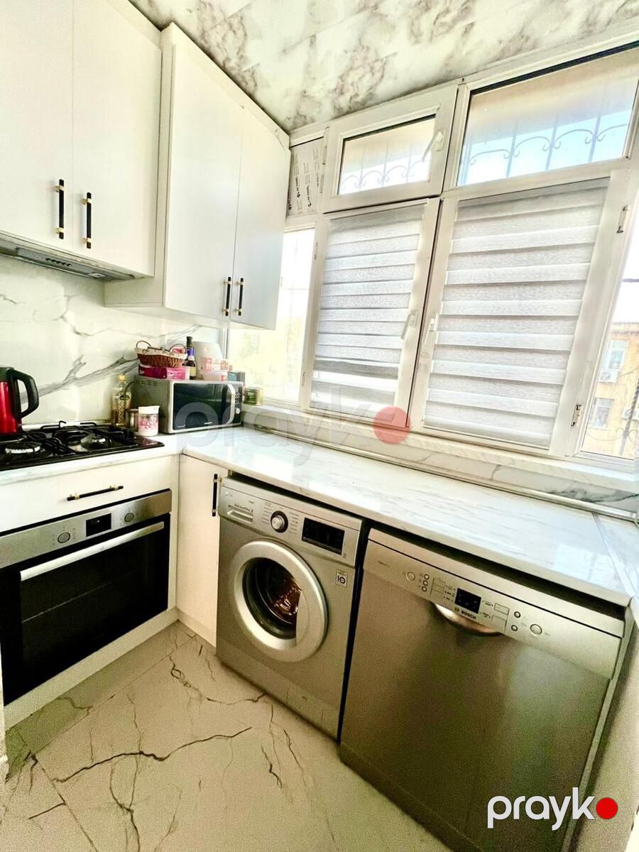 Satılır 2 otaqlı köhnə tikili 42 m² — Mənzil, Bakı (4)