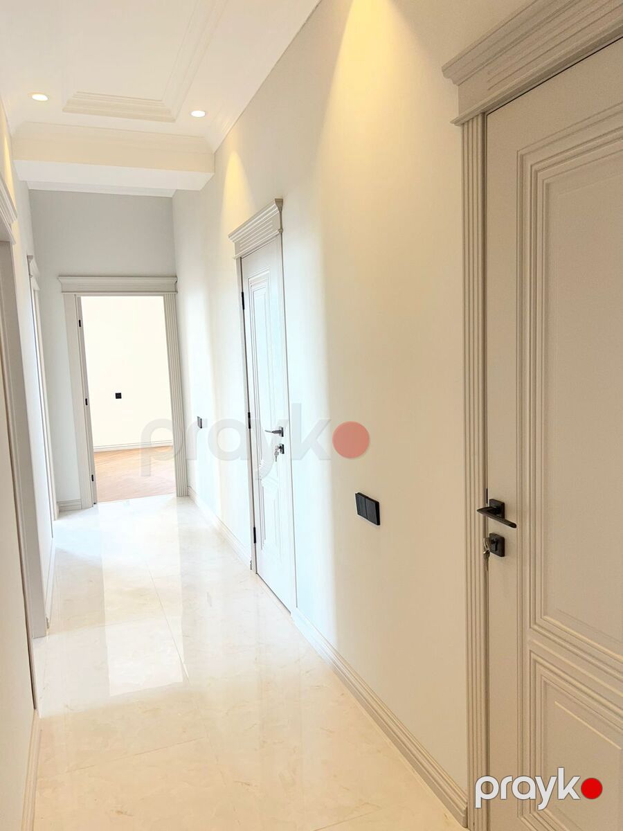 Satılır 4 otaqlı yeni tikili 200 m² — Mənzil, Bakı (5)