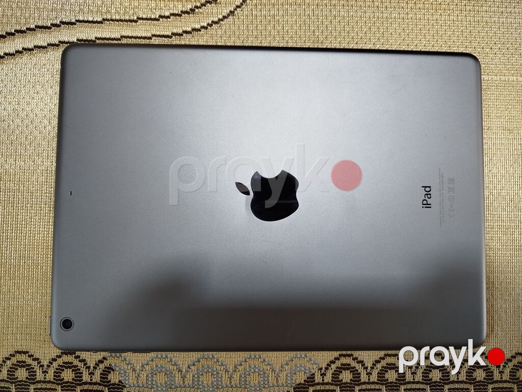 Apple iPad Air planşet - Model: iPad Air (1-ci nəsil) - Korpus rəngi — Apple, Bakı