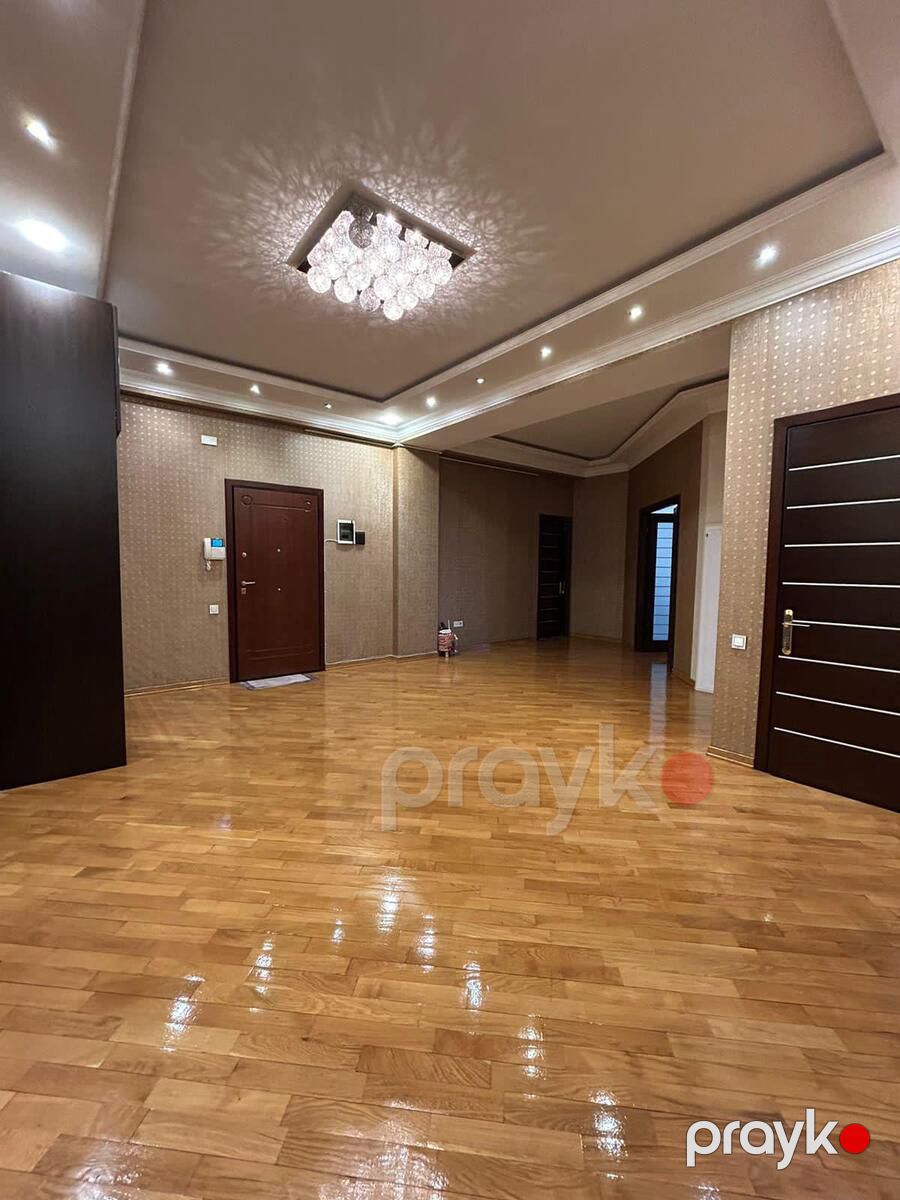 İcarəyə verilir 4 otaqlı yeni tikili 200 m² — Mənzil, Bakı (6)