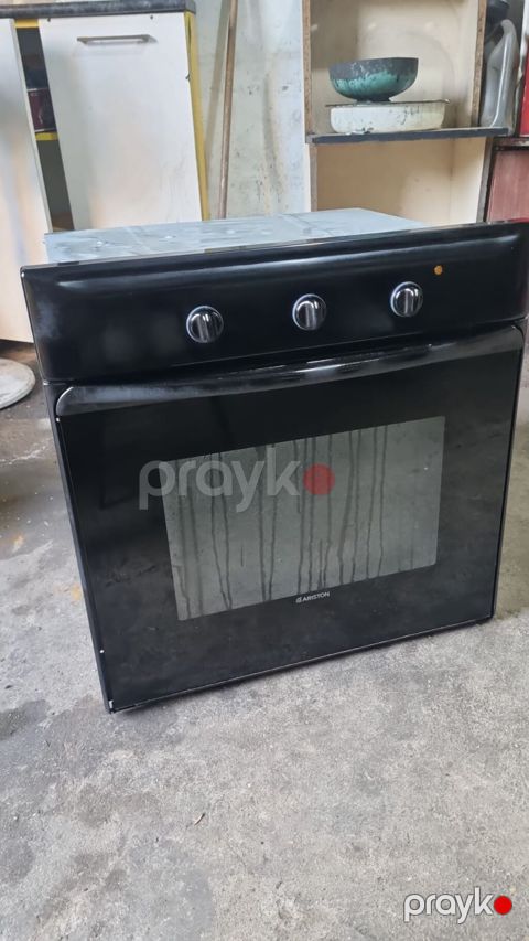 Ariston quraşdırılan elektrik sobası Model: FM51 R Tip: F16.EM.IN-03 — Xırdalan