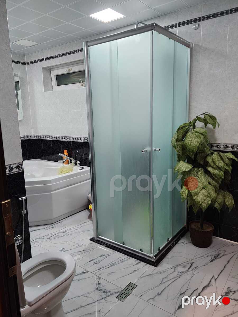İcarəyə verilir 6 otaqlı köhnə tikili 180 m² — Mənzil, Bakı (11)