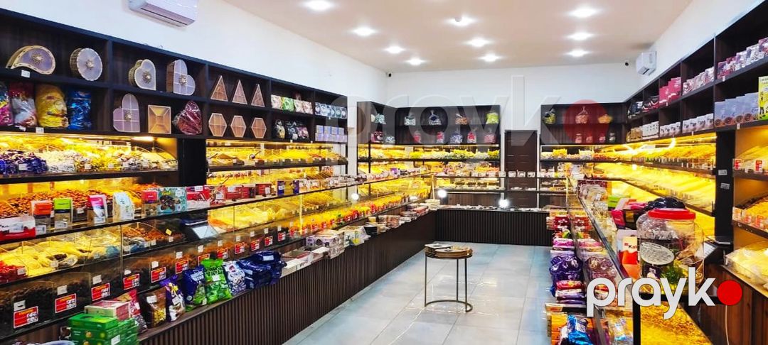 Ərzaq və çərəz mağazası üçün müasir mebel və avadanlıqlar — Mebel (3)