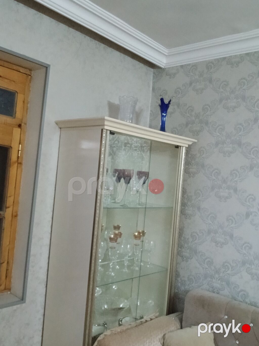 Şüşəli dolab vitrini, İşlənmiş — Vitrini, Gəncə (2)
