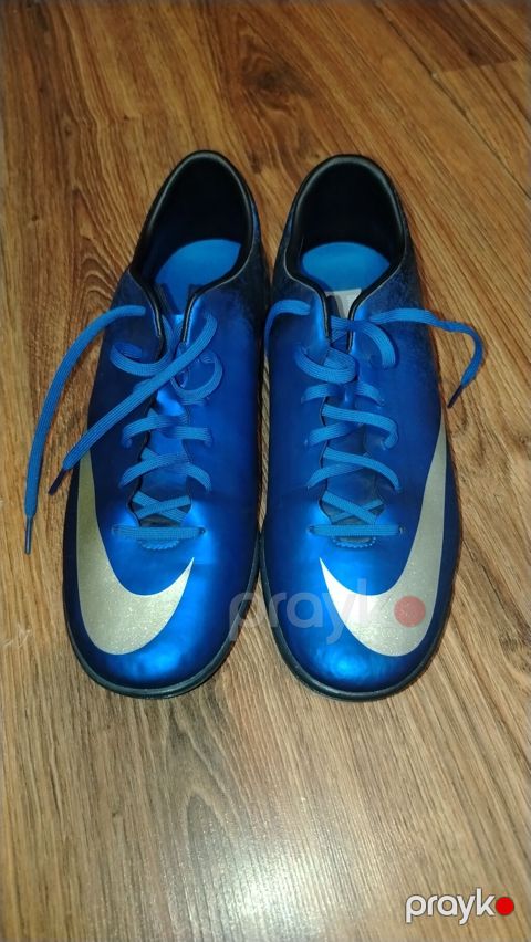 Məhsul: Nike CR7 futzal/küzə idman ayaqqabısı - Model: Nike Mercurial — Qobu