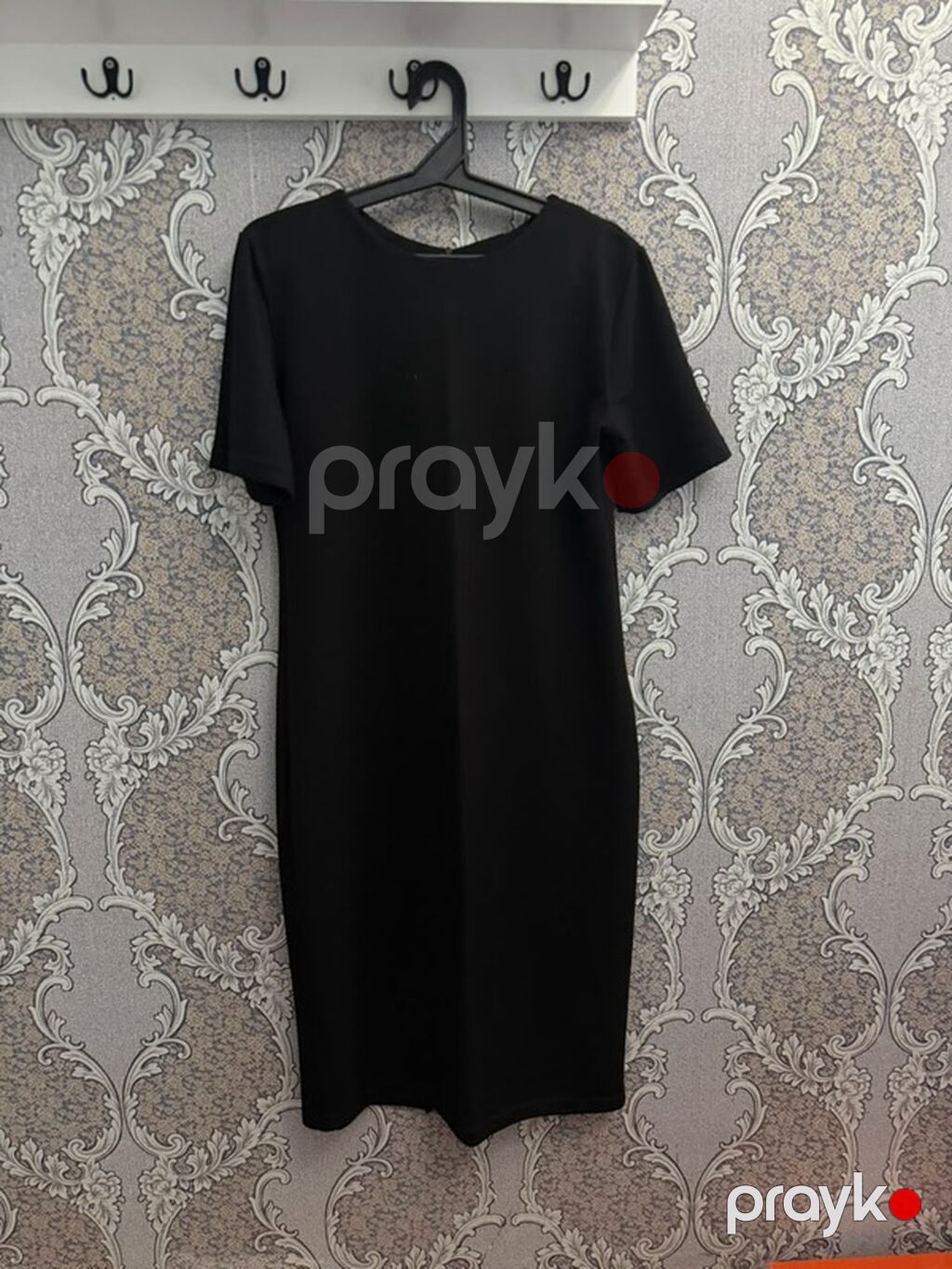 Qara rəngli klassik qadın paltarı Ölçü: 3XL (46) Qiymət: 10 AZN — Gündəlik paltarlar, Bakı