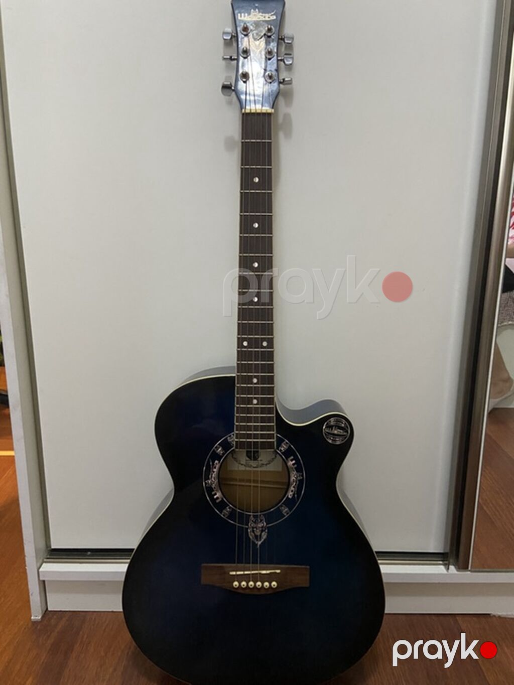 Akkustik gitara – elektro-akustik kəsikli (cutaway) korpus dizaynı — Gitarlar və digər simli alətlər, Xırdalan