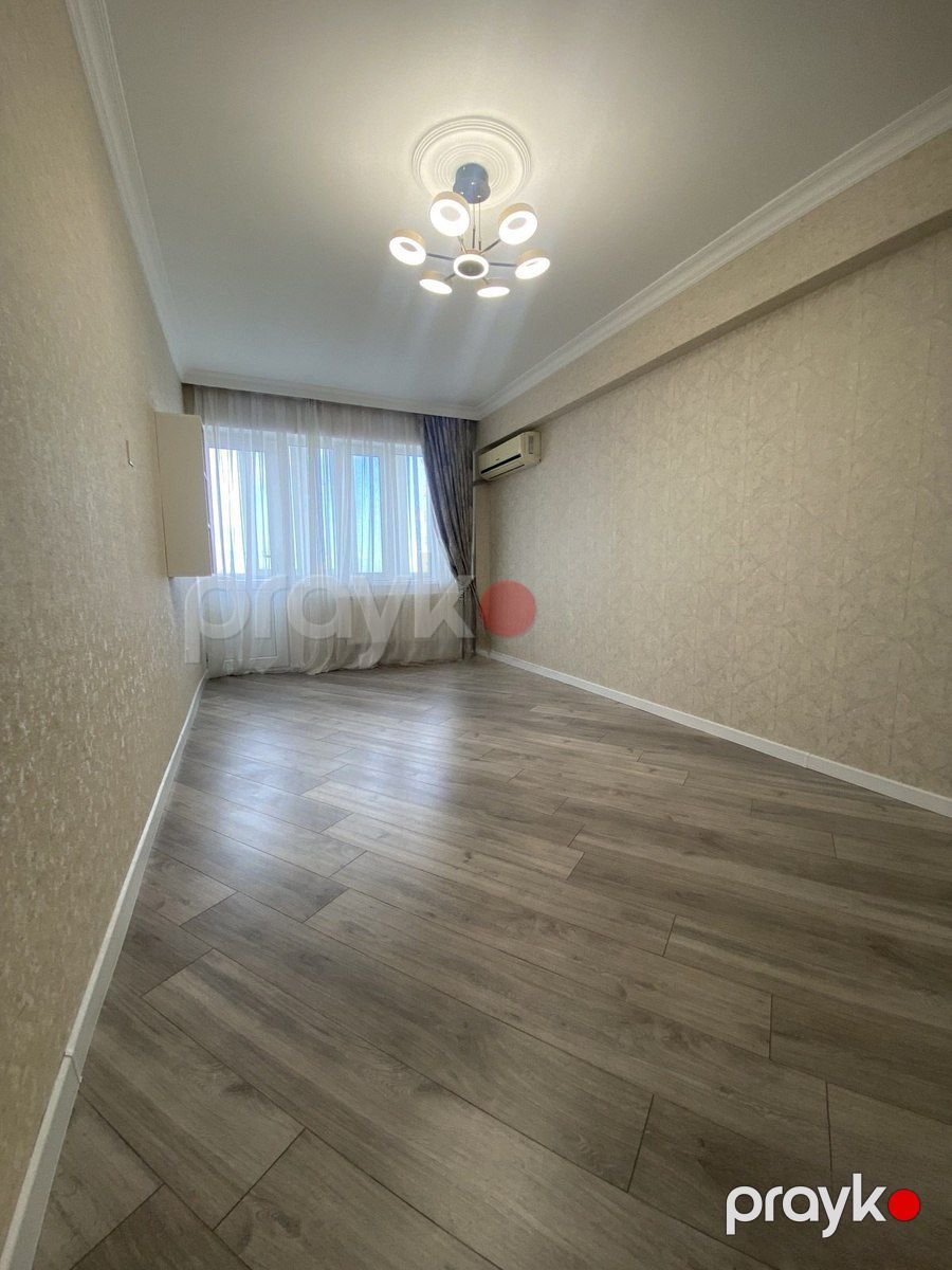 Satılır 2 otaqlı köhnə tikili 62 m² — Mənzil, Bakı (3)