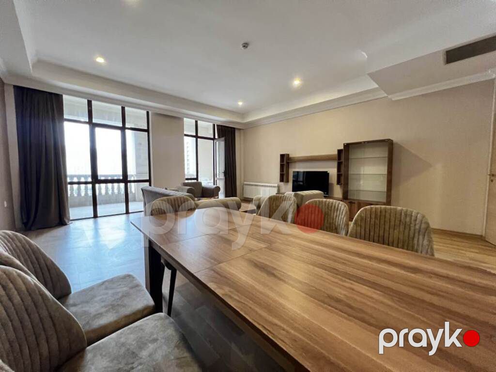 İcarəyə verilir 4 otaqlı yeni tikili 207 m² — Mənzil, Bakı (2)