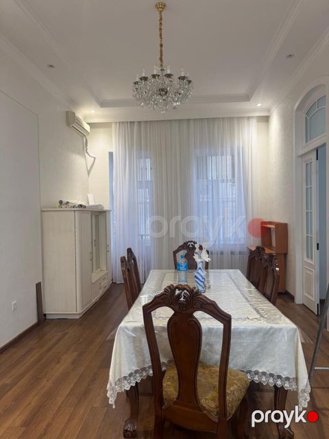 İcarəyə verilir 3 otaqlı köhnə tikili 100 m² — Bakı