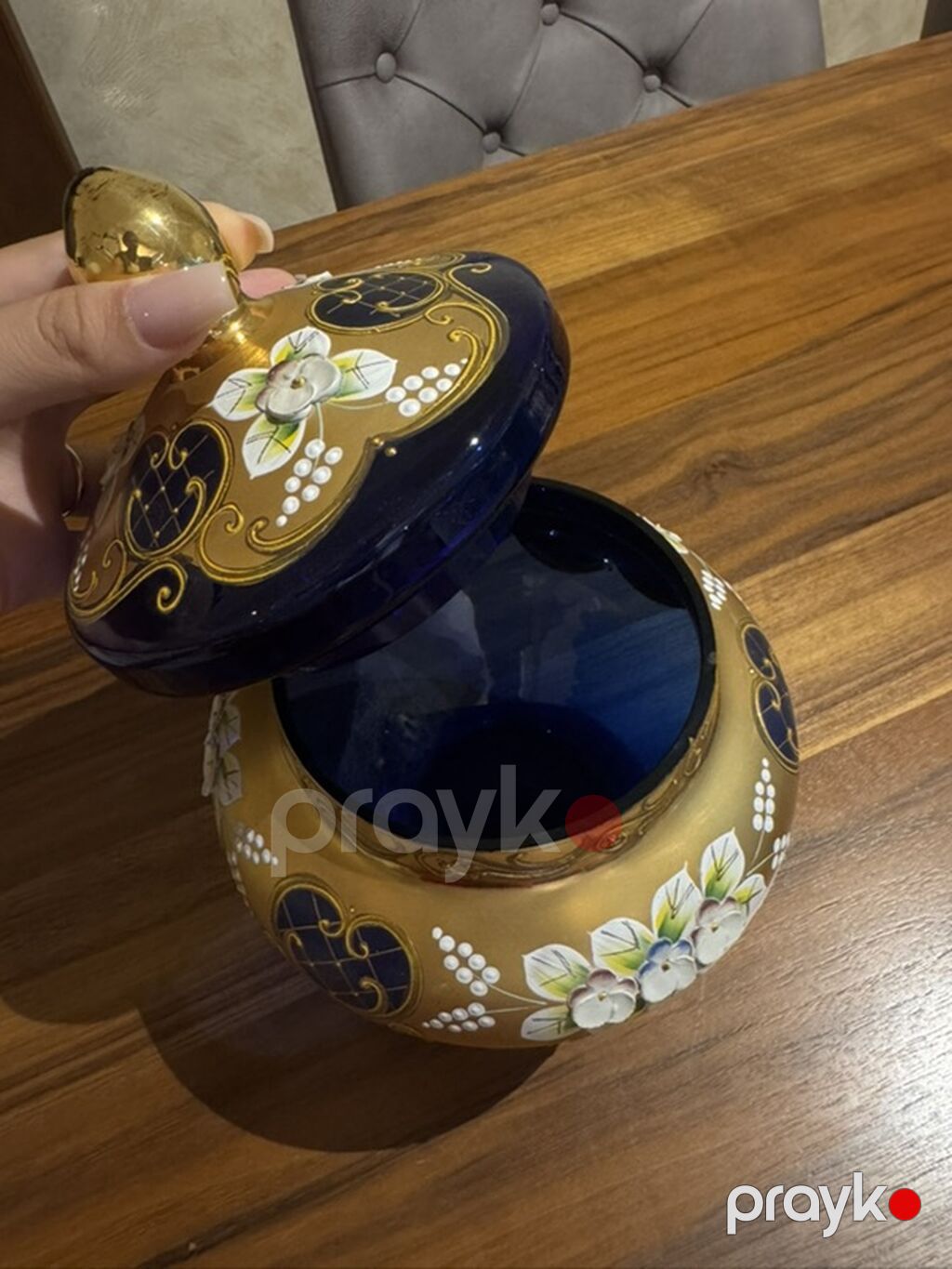 Qapaqlı bəzəkli şüşə qab - Material: qalın kobalt-mavi şüşə - Üslub — Süfrə qabı, Bakı (3)