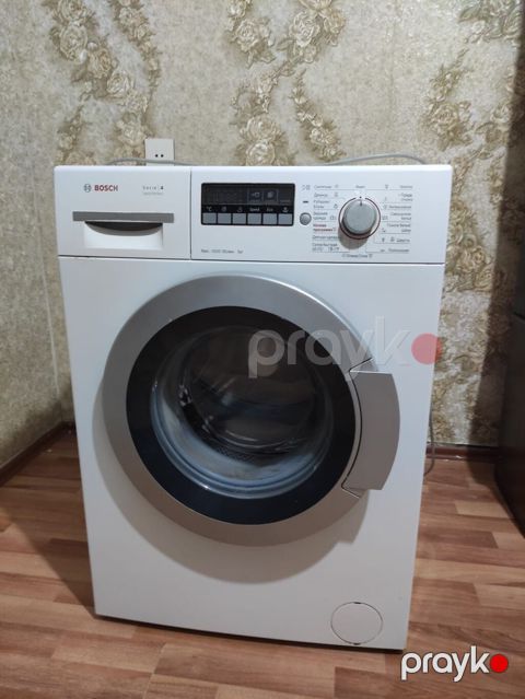 Evdən satış. Bosch paltaryuyan. Satılır 220 azn. 5kq. Ünvan — Bakı