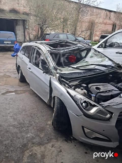"Hyundai i40" ehtiyat hissələri — Bakı