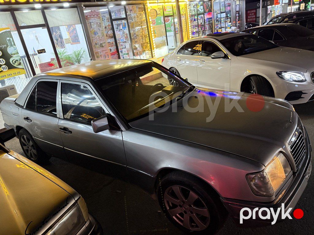 Mercedes E 200, 2.0 L, 1993 il, 71 000 km — Avtomobillər, Bakı (3)