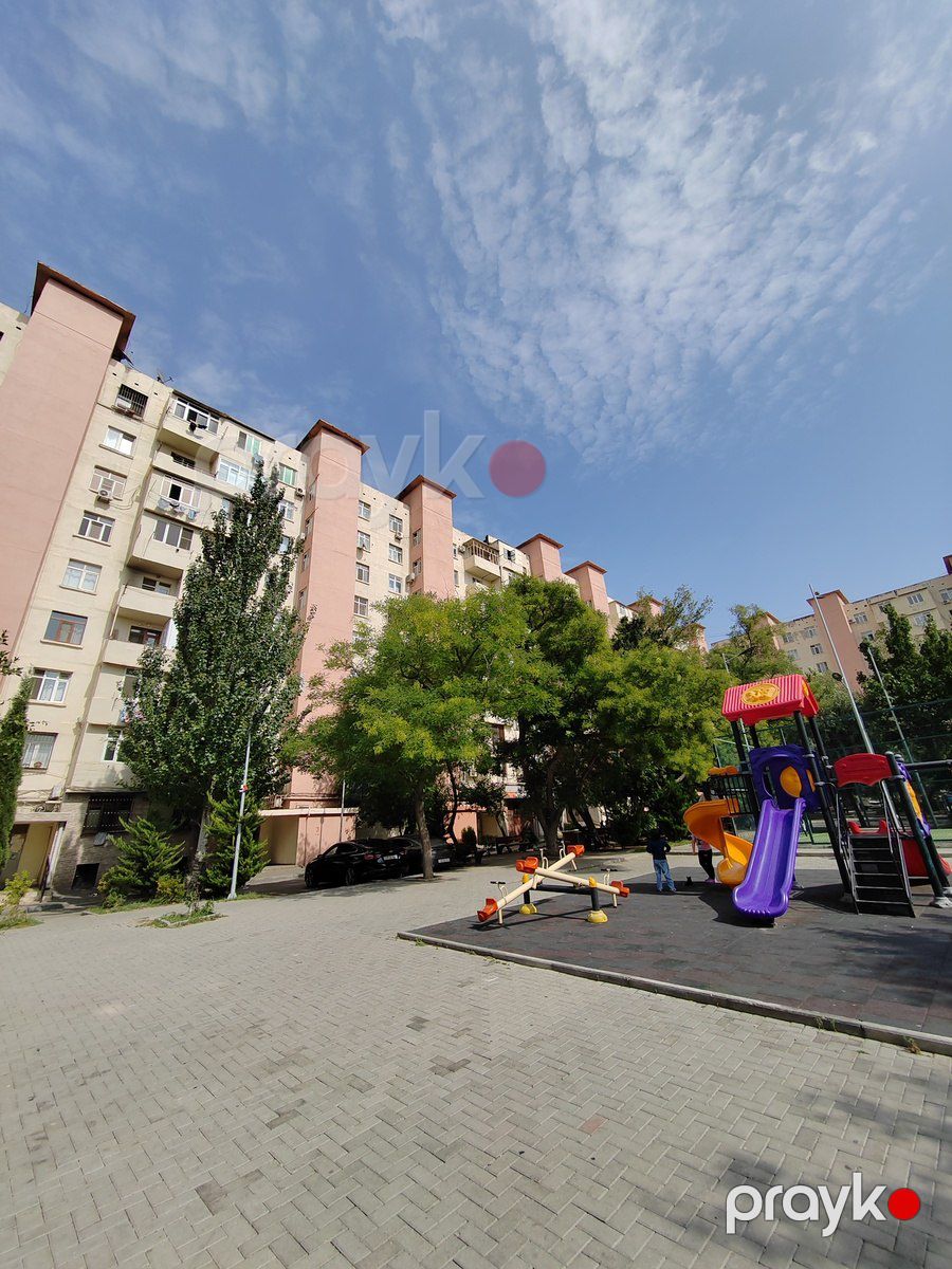 Satılır 3 otaqlı köhnə tikili 65 m² — Mənzil, Bakı