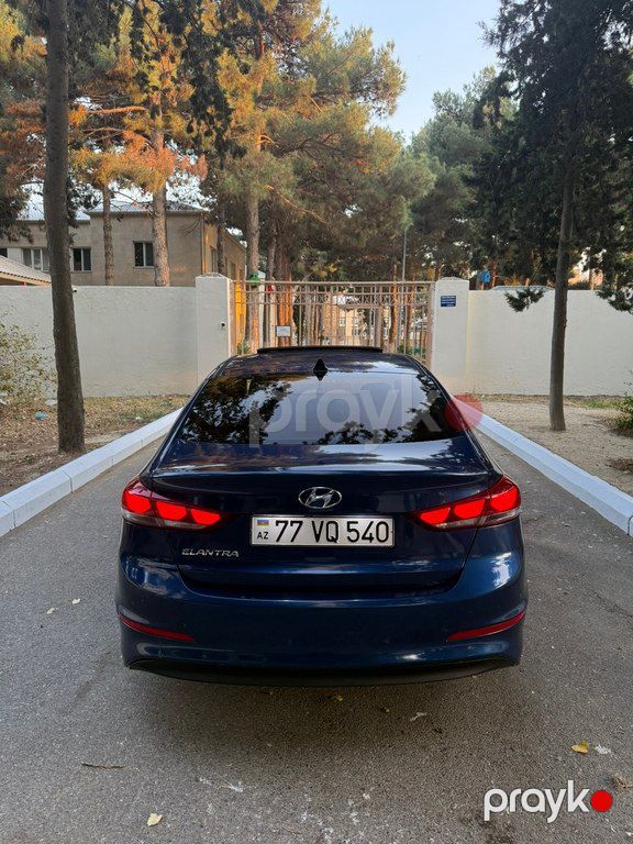 Hyundai Elantra, 2.0 L, 2017 il, 189 800 km — Avtomobillər, Bakı (7)