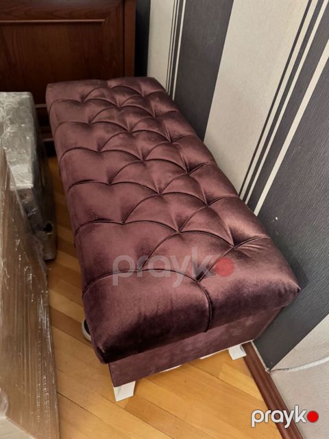 Pufik satilir. Acilib baglanan modeldir yuk qoymaq ucun yer movcuddur — Bakı