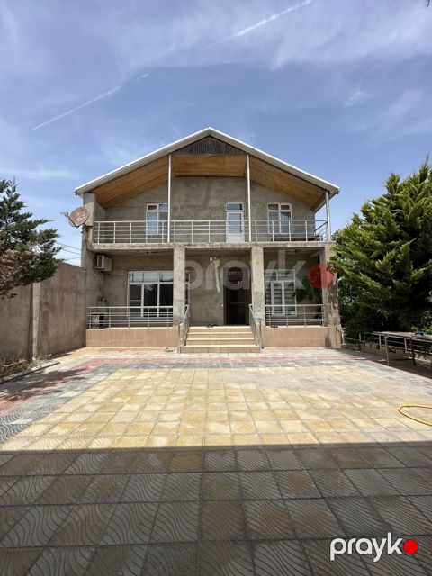 Həyət evi, Hövsan qəs — Bakı