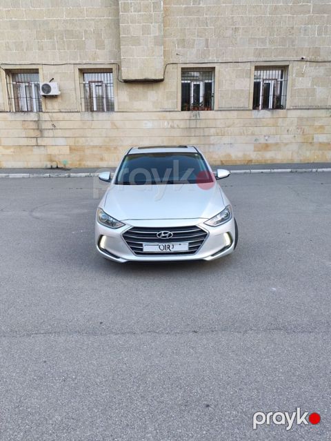 Hyundai Elantra: 2 l 2017 il Sedan — Masazır