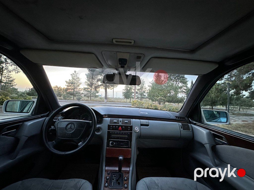 Mercedes E 240, 2.4 L, 1998 il, 270 000 km — Avtomobillər, Salyan (11)