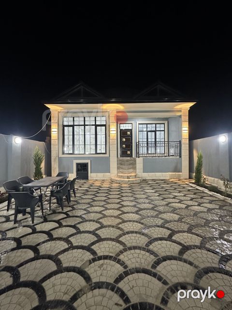 Satılır 3 otaqlı həyət evi/bağ evi 100 m² — Bakı
