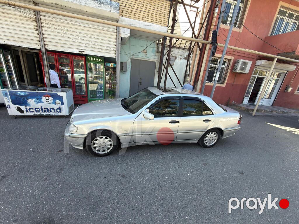 Mercedes-Benz C-Class: 1.8 l 1996 il Sedan — Avtomobillər, Bakı (4)