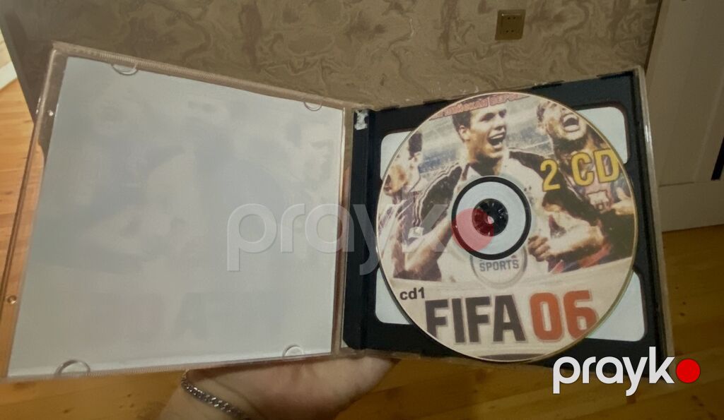 Məhsul: Fıfa 06 – PC oyunu (EA Sports), 2 CD Xüsusiyyətlər: - Dil — Şəxsi əşyalar, Sumqayıt (3)