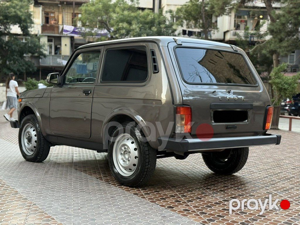 Lada (VAZ) Niva, 1.7 L, 2015 il, 156 000 km — Avtomobillər, Bakı (12)