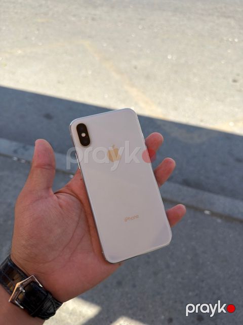 Apple iPhone X Silver 64GB/3GB — Bakı
