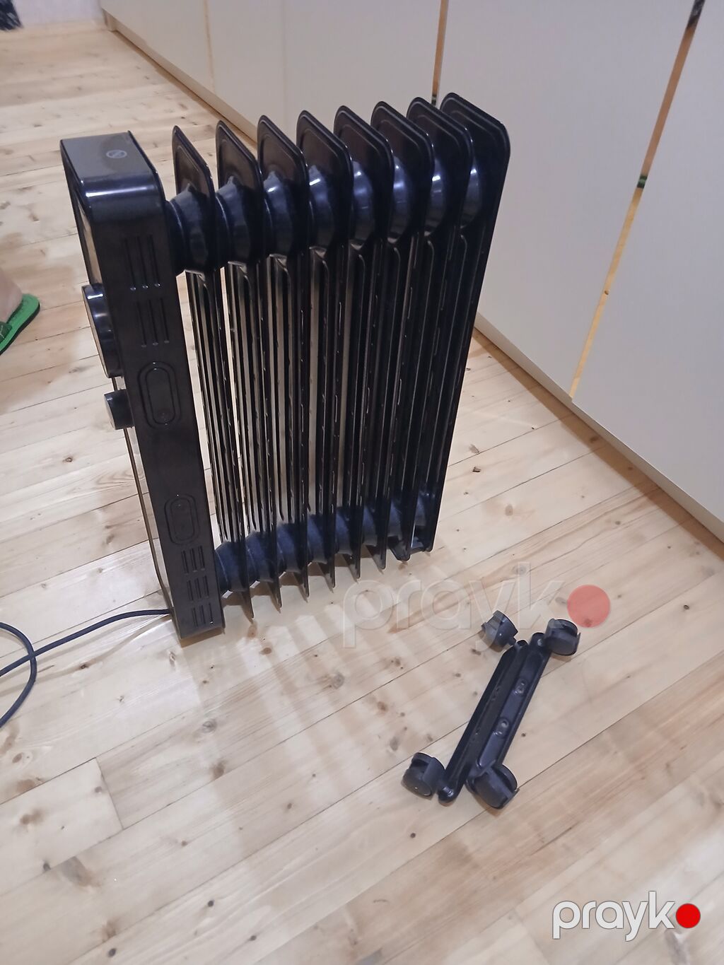 Kumtel yağlı radiator – elektriklə işləyən, qara rəngdə, 9 bölməli — Isıtıcılar və isı ventilatorları, Bakı (5)