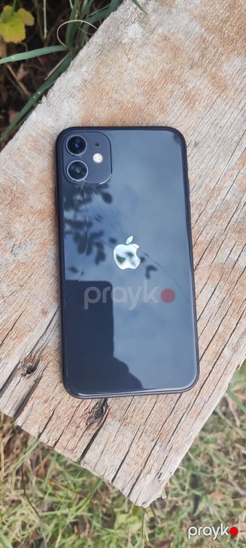 IPhone 11, 128 GB, Qara, Qırıq — Xaçmaz