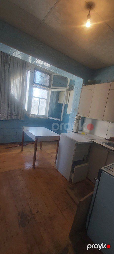 Satılır 2 otaqlı köhnə tikili 65 m² — Mənzil, Bakı (8)