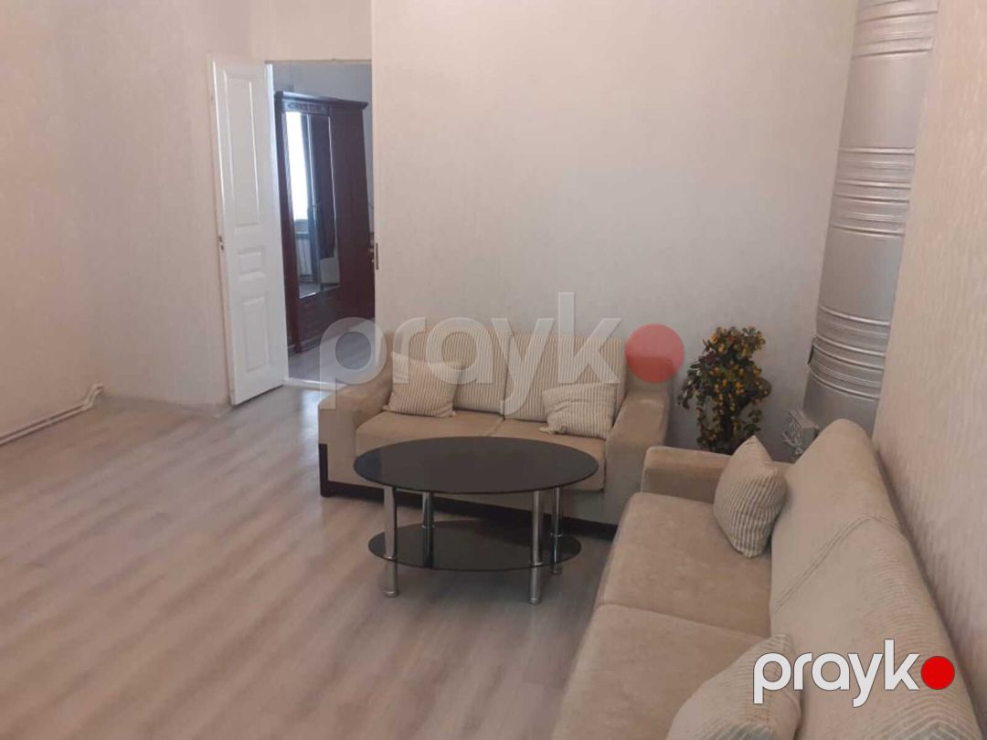 Satılır 2 otaqlı köhnə tikili 60 m² — Mənzil, Bakı (2)
