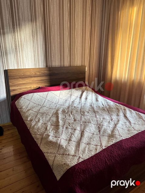 Taxt Qiyməti:*80* man. Matras, baza yoxdur. Ünvan:Sumqayıt/06Tz/ *İlh* — Bakı