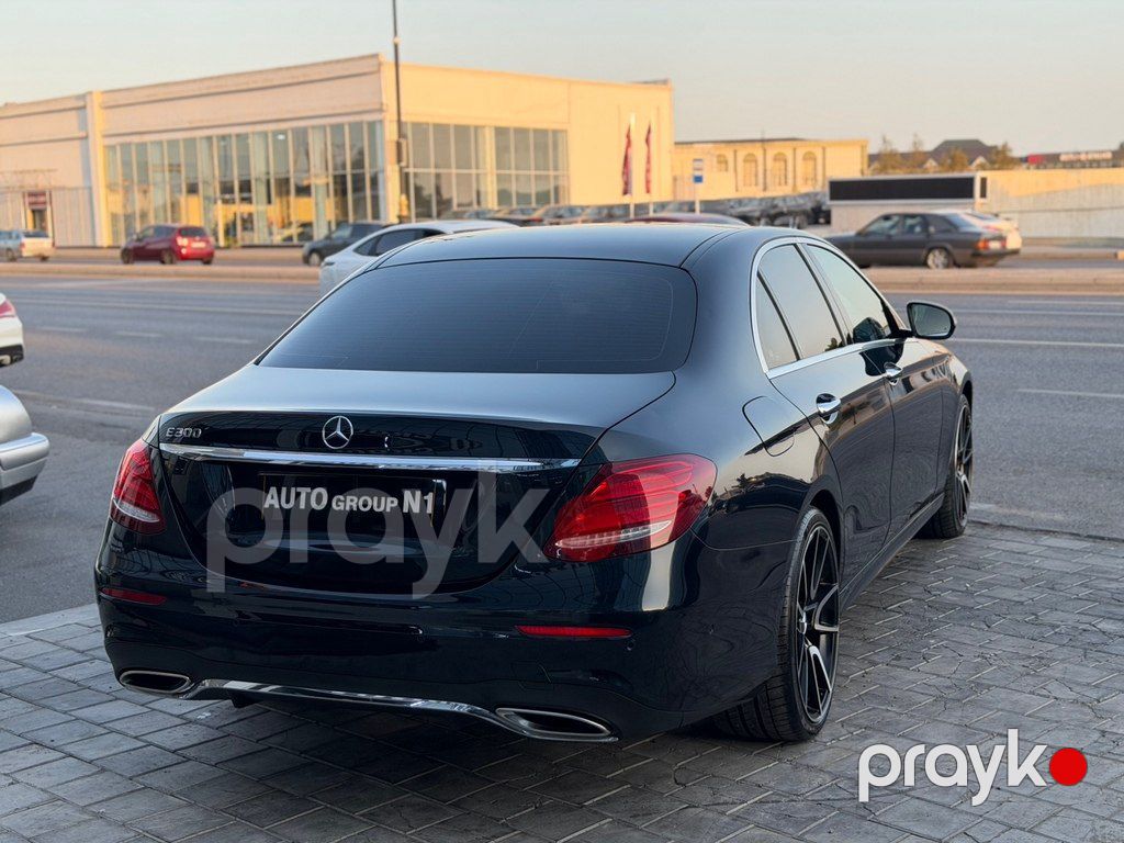 Mercedes E 300, 2.0 L, 2017 il, 119 000 km — Avtomobillər, Bakı (4)