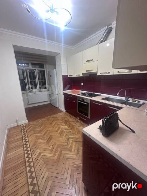 İcarəyə verilir 2 otaqlı köhnə tikili 2 m² — Bakı