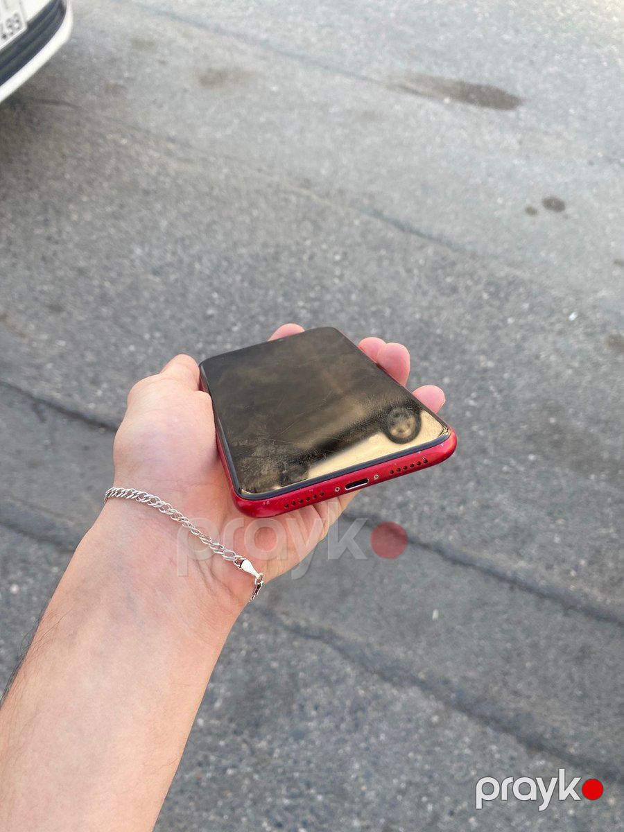 Apple iPhone XR Red 64GB/3GB — Smartfonlar, Bakı (3)