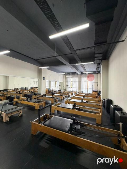 İcarəyə verilir 1 otaqlı ofis 131 m² — Bakı