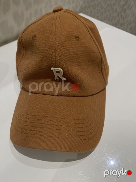 Köpək dişliyi rəngində baseball papağı - Material: qalın toxumalı — Bakı