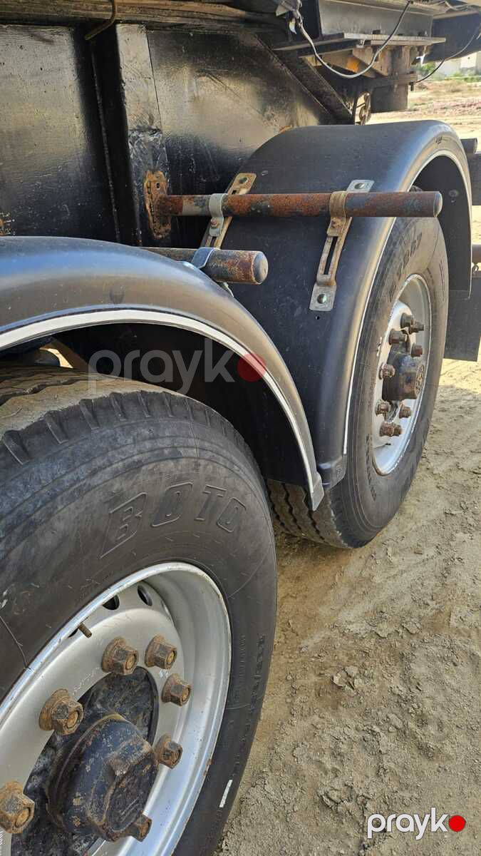 Qoşqu Welton, 2002 il — Yük avtomobilləri və qoşqular, Bakı (2)