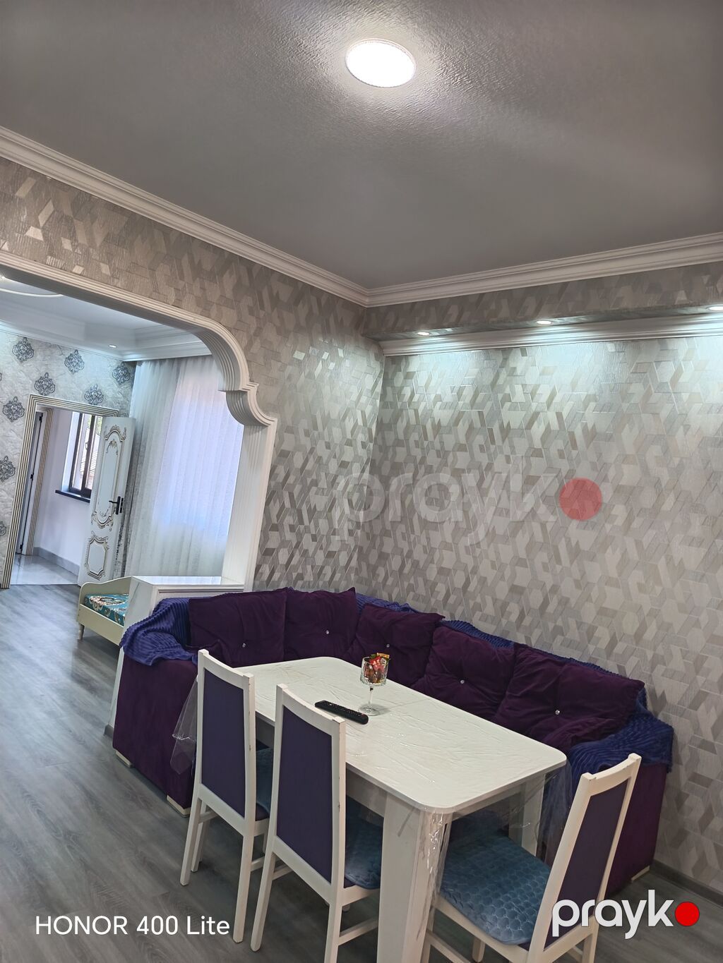 Həyət evi təzə təmirlidir və Regional kollecin, həmçinin 41 nömrəli — Nərdivanlar, Gəncə (10)